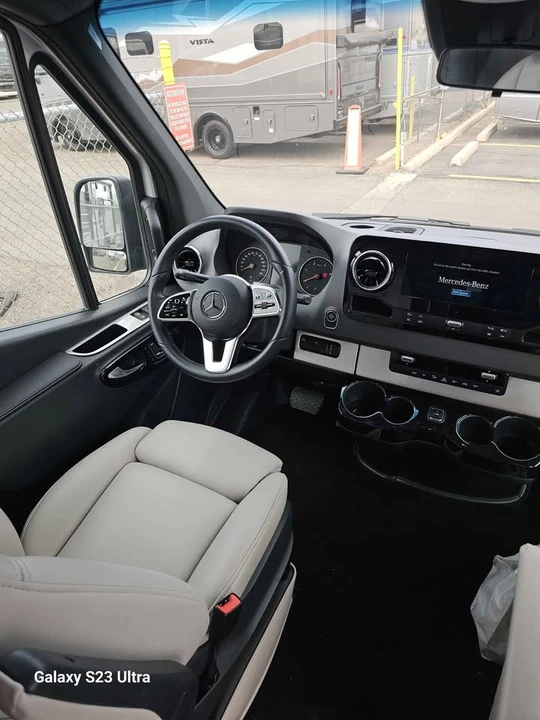 2023 Mercedes-Benz VS30 Sprinter - Image 9 of 14