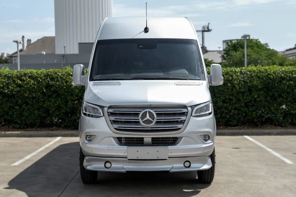 2023 Mercedes-Benz VS30 Sprinter - Image 2 of 20