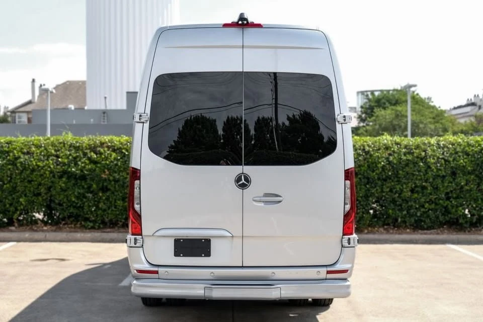 2023 Mercedes-Benz VS30 Sprinter - Image 7 of 20