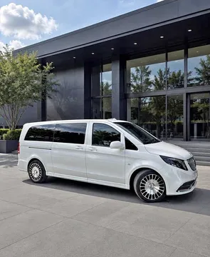 2023 Mercedes-Benz Maybach 1 of 6 Extended Metris