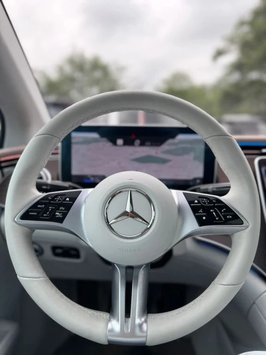 2023 Mercedes-Benz EQE - Image 14 of 17