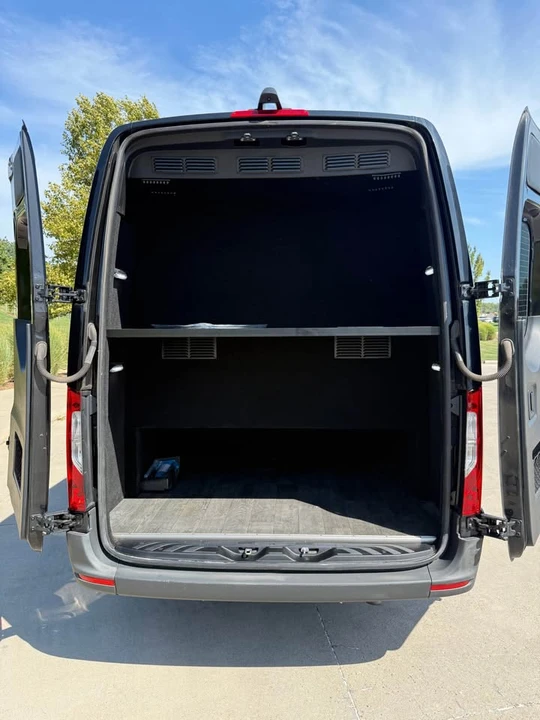2023 Mercedes-Benz VS30 Sprinter - Image 6 of 15