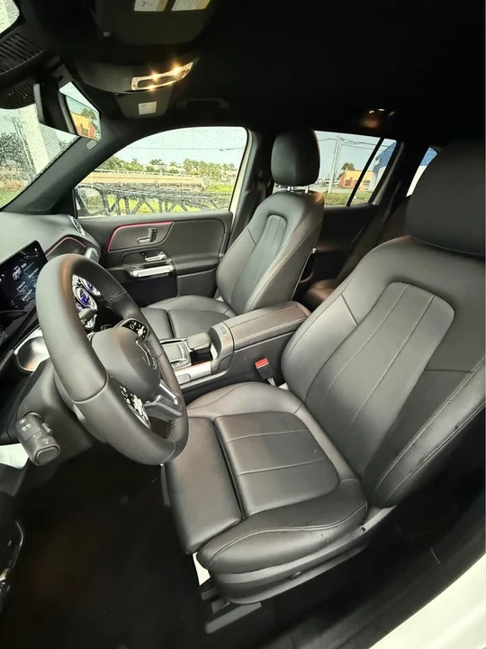 2023 Mercedes-Benz EQB - Image 10 of 14