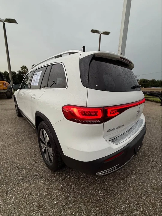 2023 Mercedes-Benz EQB - Image 7 of 14