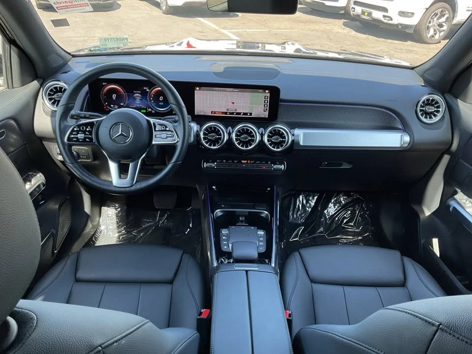 2023 Mercedes-Benz EQB - Image 17 of 20