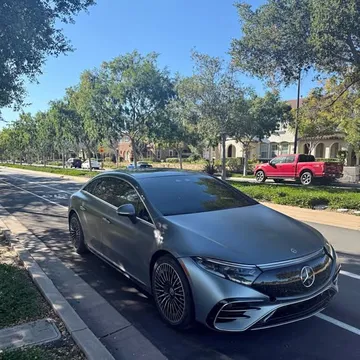 2023 Mercedes-Benz EQS 450+