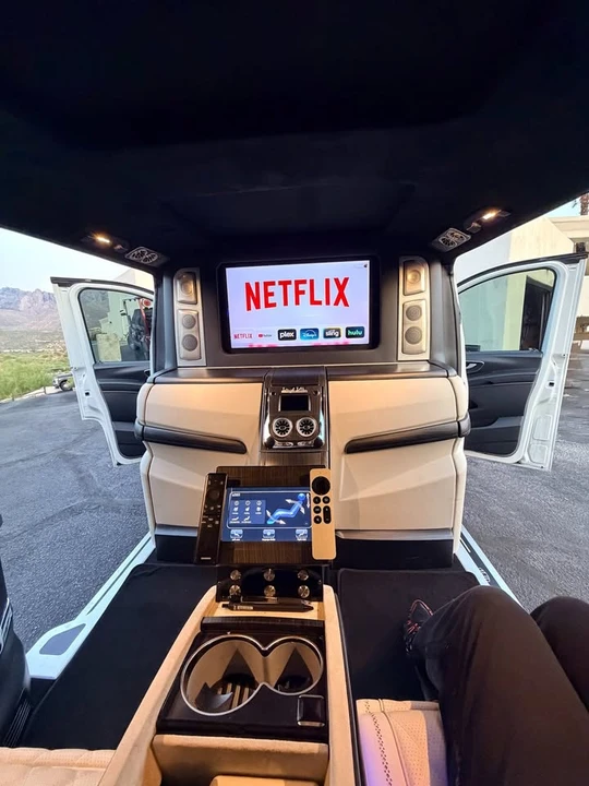 2023 Mercedes-Benz Sprinter - Image 16 of 18