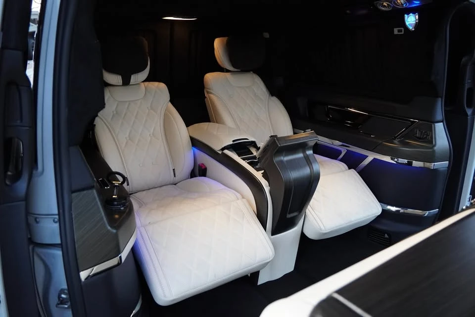 2023 Mercedes-Benz Sprinter - Image 9 of 18