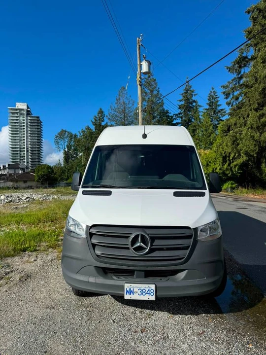 2023 Mercedes-Benz VS30 Sprinter - Image 4 of 10