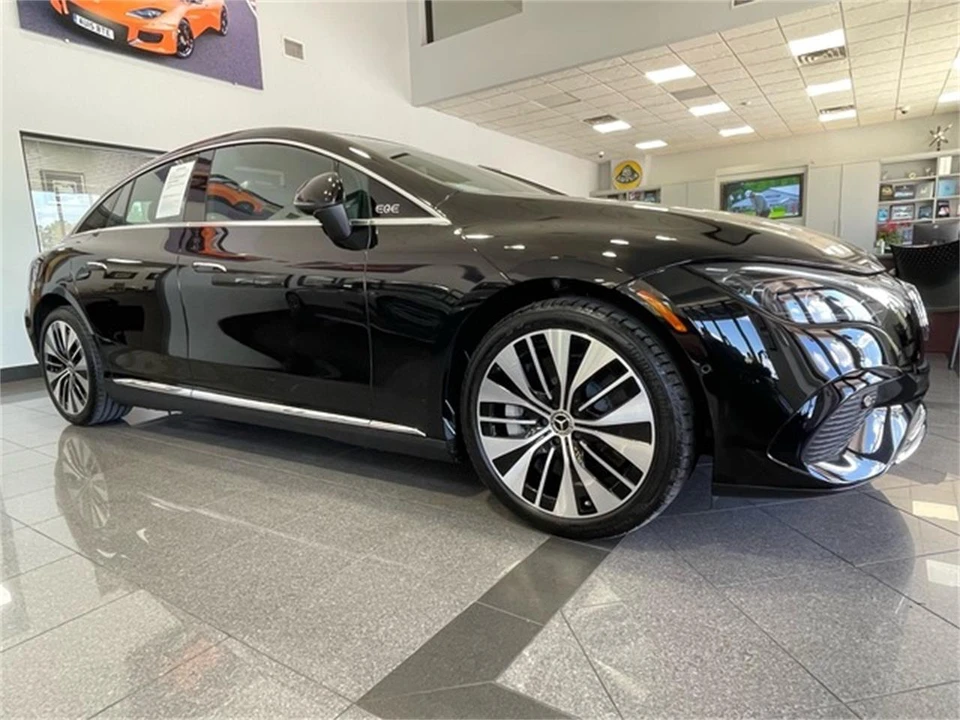 2023 Mercedes-Benz - Image 7 of 31
