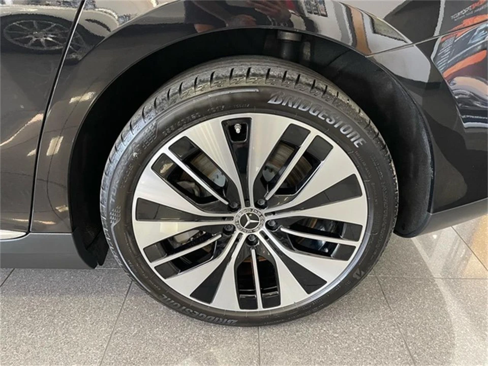 2023 Mercedes-Benz - Image 20 of 31