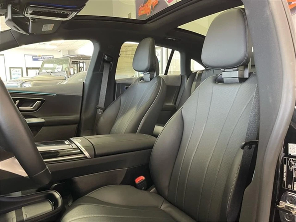 2023 Mercedes-Benz - Image 24 of 31