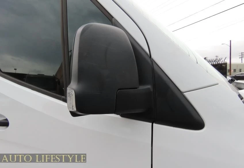 2023 Mercedes-Benz VS30 Sprinter - Image 13 of 21