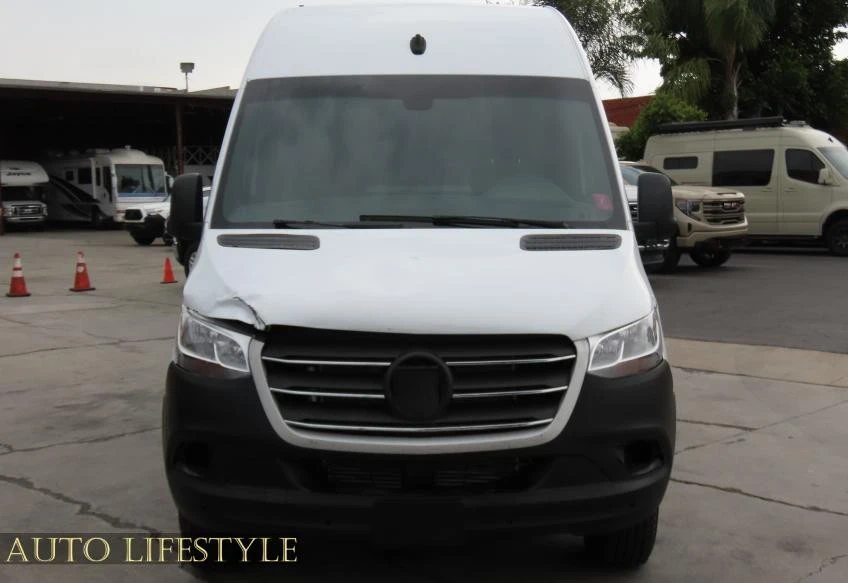 2023 Mercedes-Benz VS30 Sprinter - Image 12 of 21