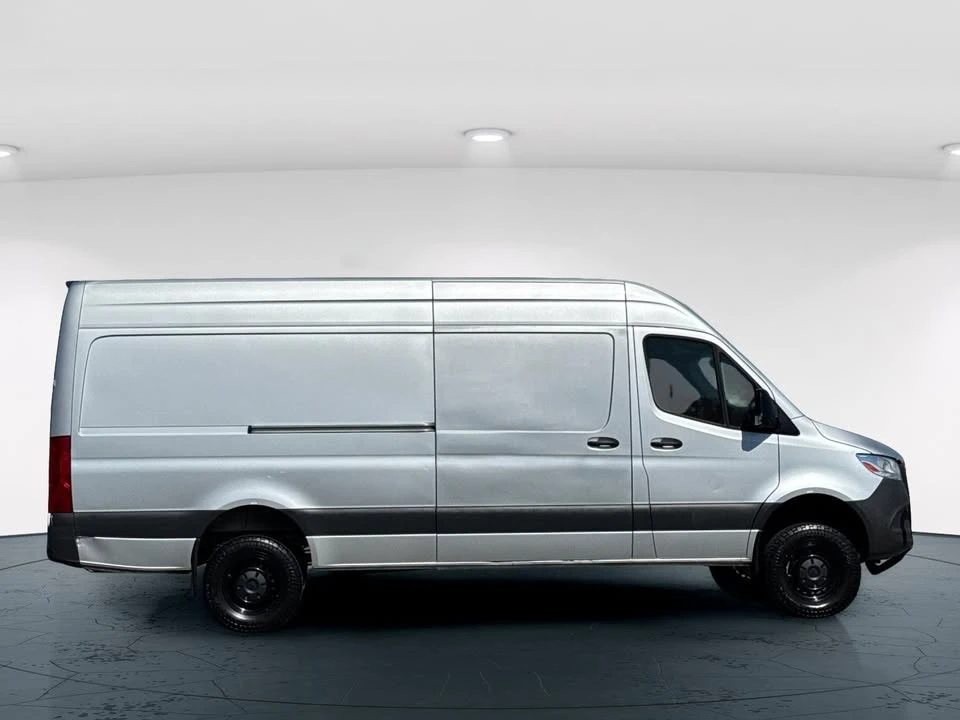 2023 Mercedes-Benz VS30 Sprinter - Image 6 of 15