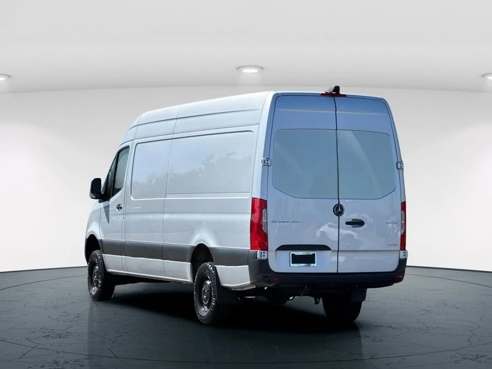 2023 Mercedes-Benz VS30 Sprinter - Image 3 of 15