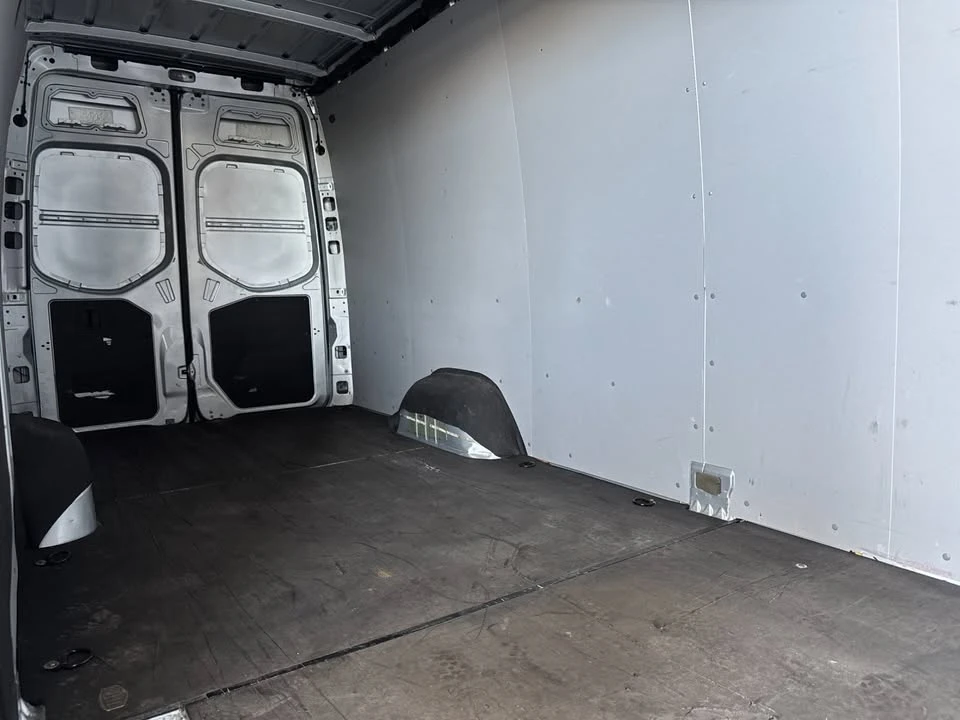 2023 Mercedes-Benz VS30 Sprinter - Image 10 of 15