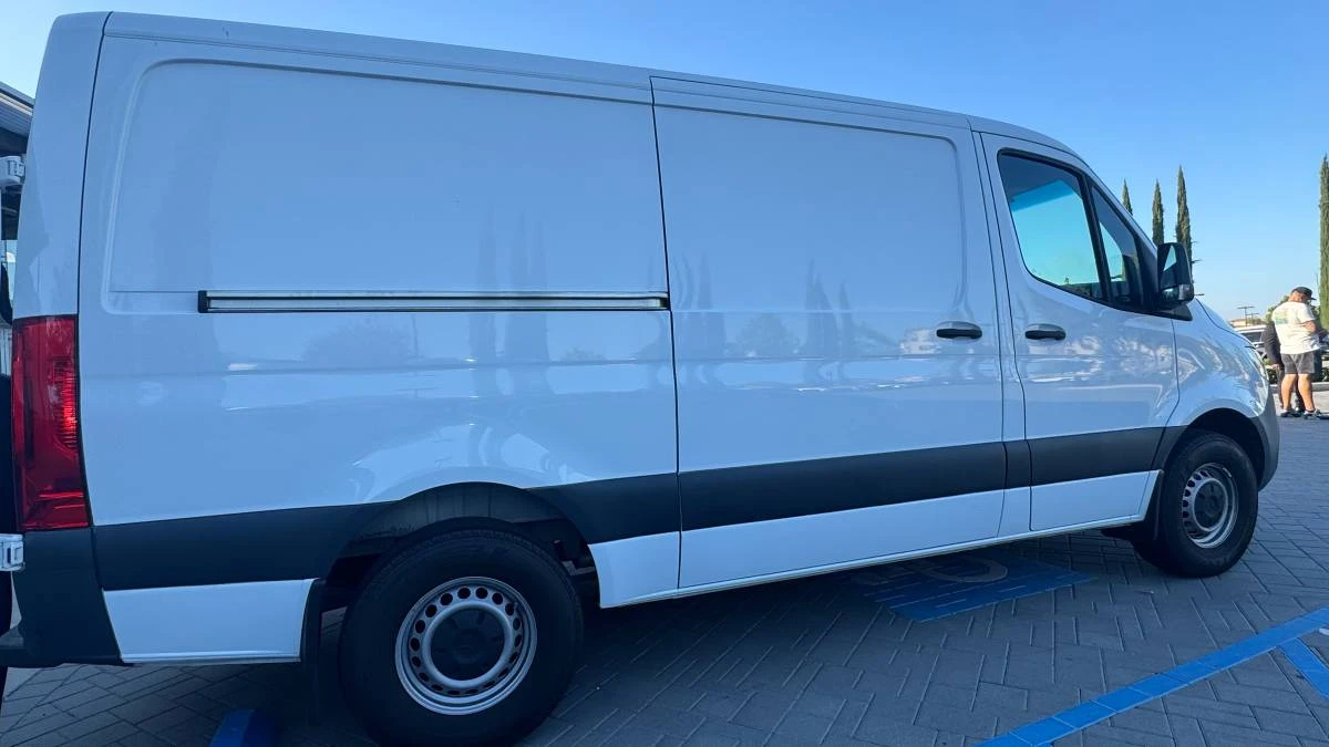 2023 Mercedes-Benz VS30 Sprinter - Image 5 of 8