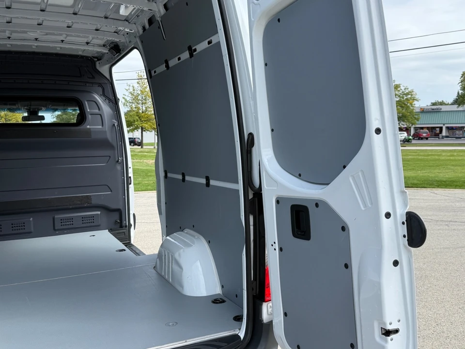 2023 Mercedes-Benz VS30 Sprinter - Image 9 of 21