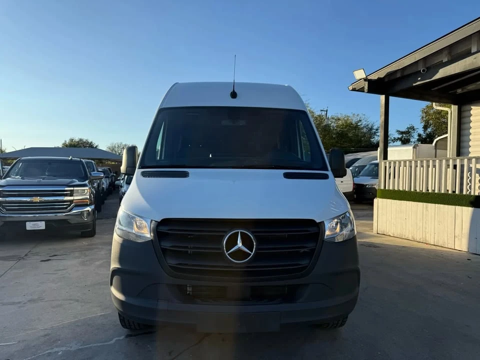 2023 Mercedes-Benz VS30 Sprinter - Image 7 of 14