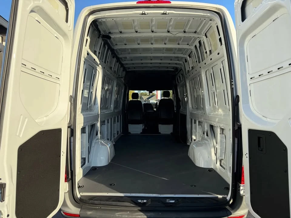 2023 Mercedes-Benz VS30 Sprinter - Image 14 of 14