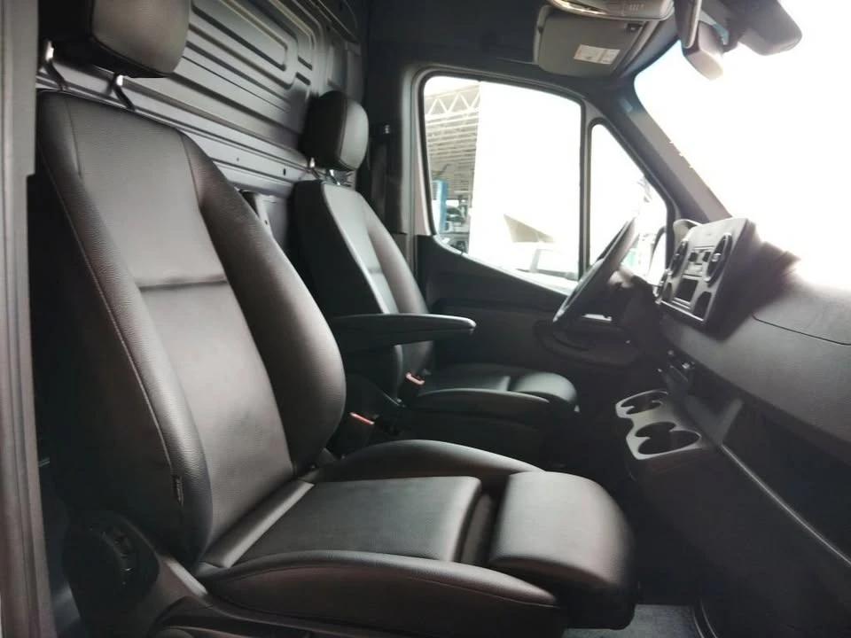 2023 Mercedes-Benz VS30 Sprinter - Image 12 of 13
