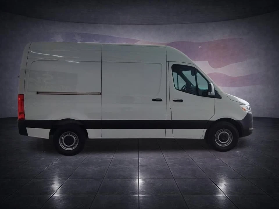 2023 Mercedes-Benz VS30 Sprinter - Image 6 of 13