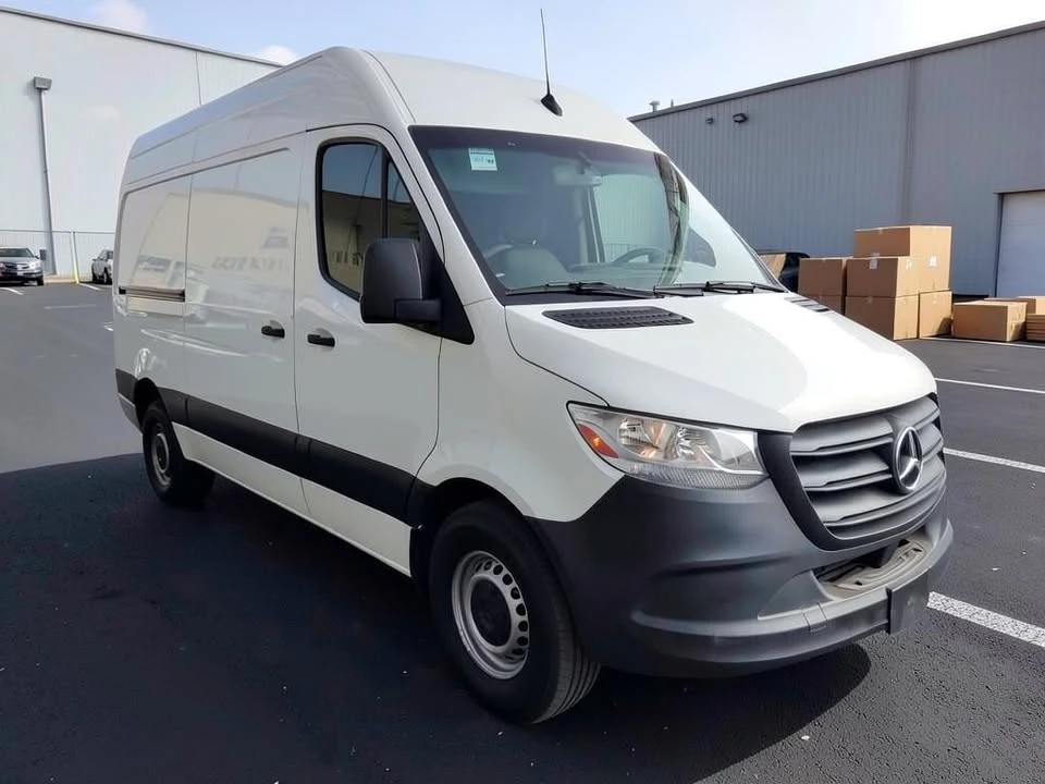 2023 Mercedes-Benz VS30 Sprinter - Image 7 of 9