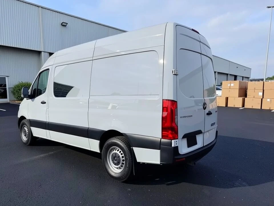2023 Mercedes-Benz VS30 Sprinter - Image 3 of 9