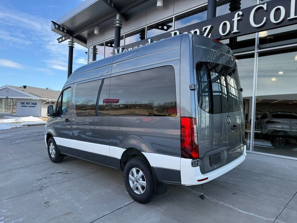 2023 Mercedes-Benz VS30 Sprinter - Image 7 of 21