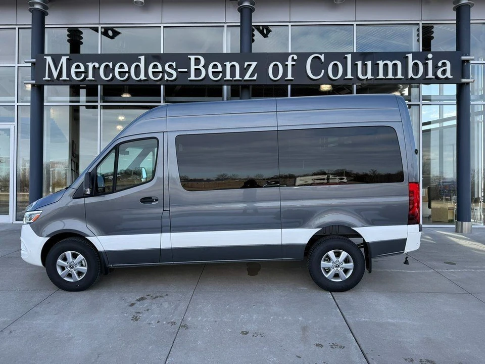 2023 Mercedes-Benz VS30 Sprinter - Image 8 of 21