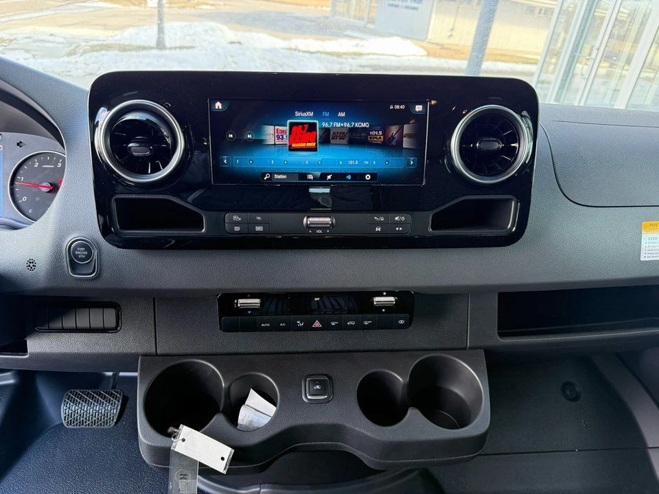 2023 Mercedes-Benz VS30 Sprinter - Image 17 of 21