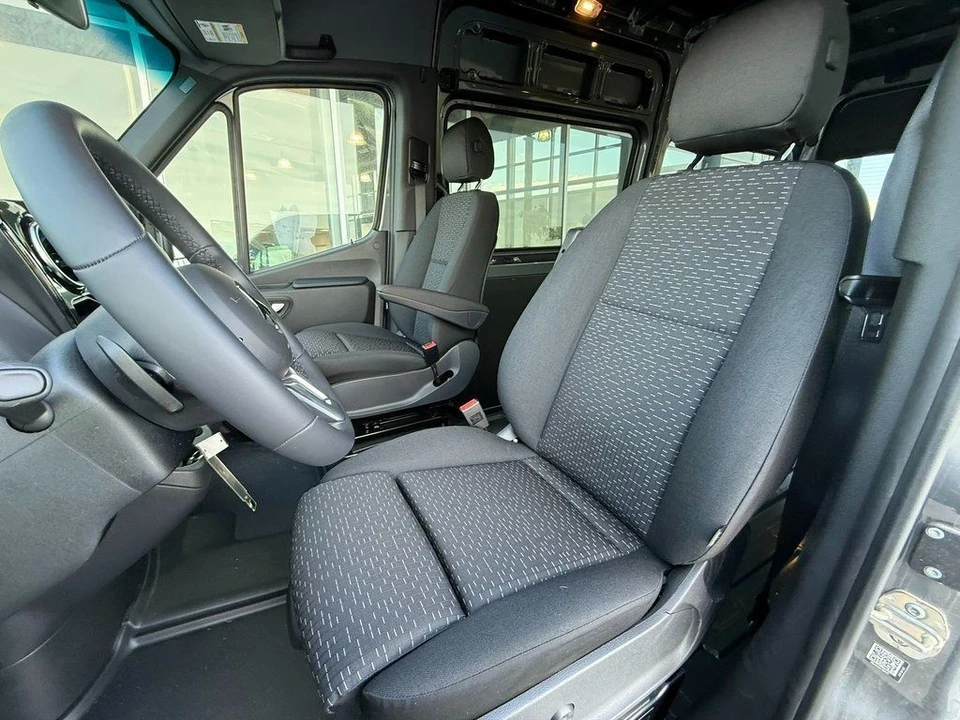 2023 Mercedes-Benz VS30 Sprinter - Image 12 of 21