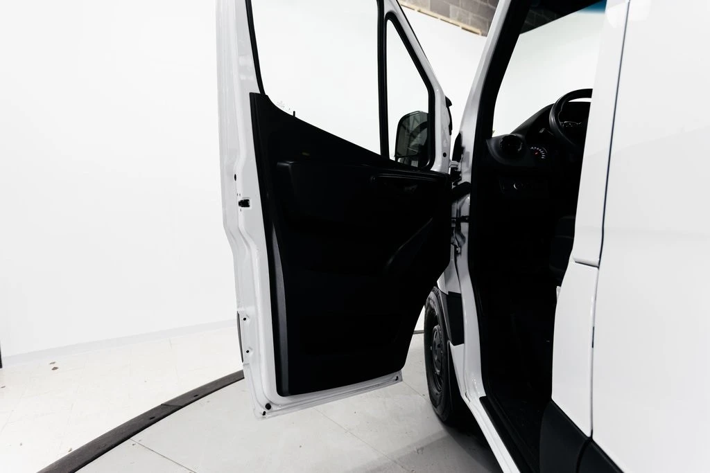 2023 Mercedes-Benz VS30 Sprinter - Image 5 of 12