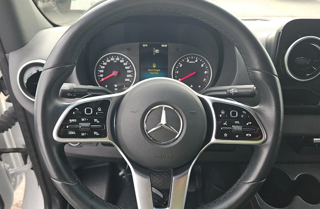 2023 Mercedes-Benz VS30 Sprinter - Image 13 of 15