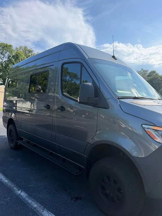 2023 Mercedes-Benz VS30 Sprinter - Image 2 of 13