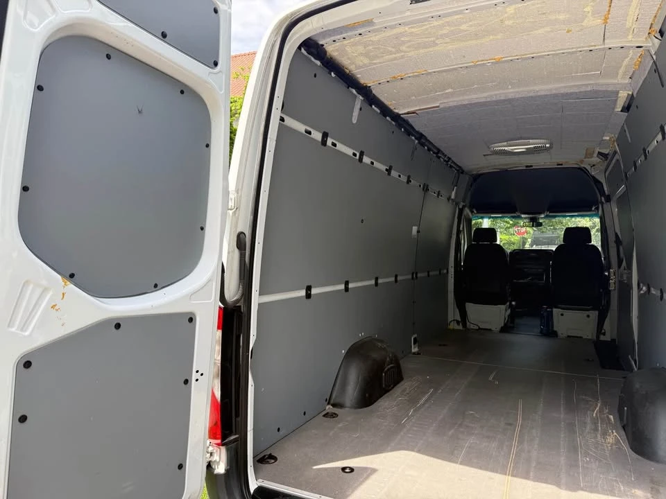 2023 Mercedes-Benz VS30 Sprinter - Image 9 of 20