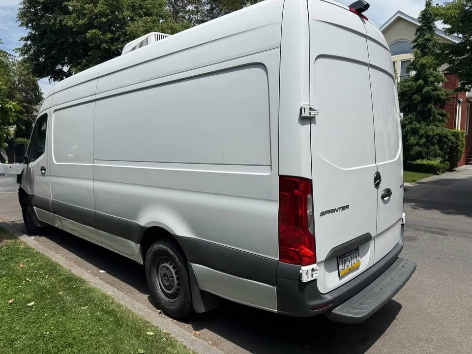 2023 Mercedes-Benz VS30 Sprinter - Image 5 of 20