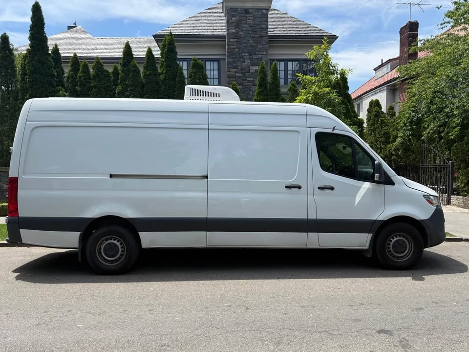 2023 Mercedes-Benz VS30 Sprinter - Image 7 of 20