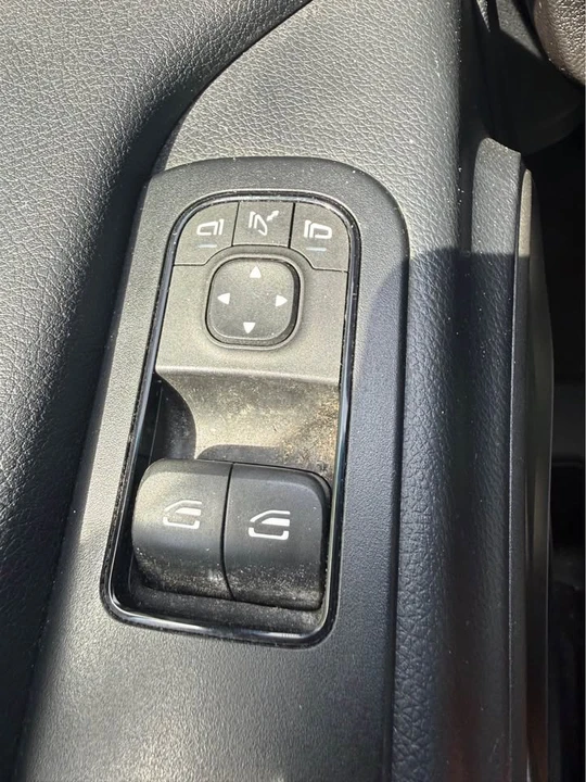 2023 Mercedes-Benz VS30 Sprinter - Image 18 of 20