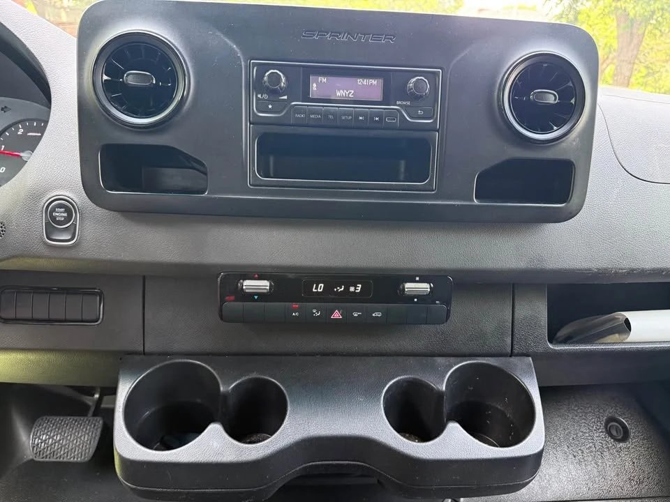 2023 Mercedes-Benz VS30 Sprinter - Image 16 of 20