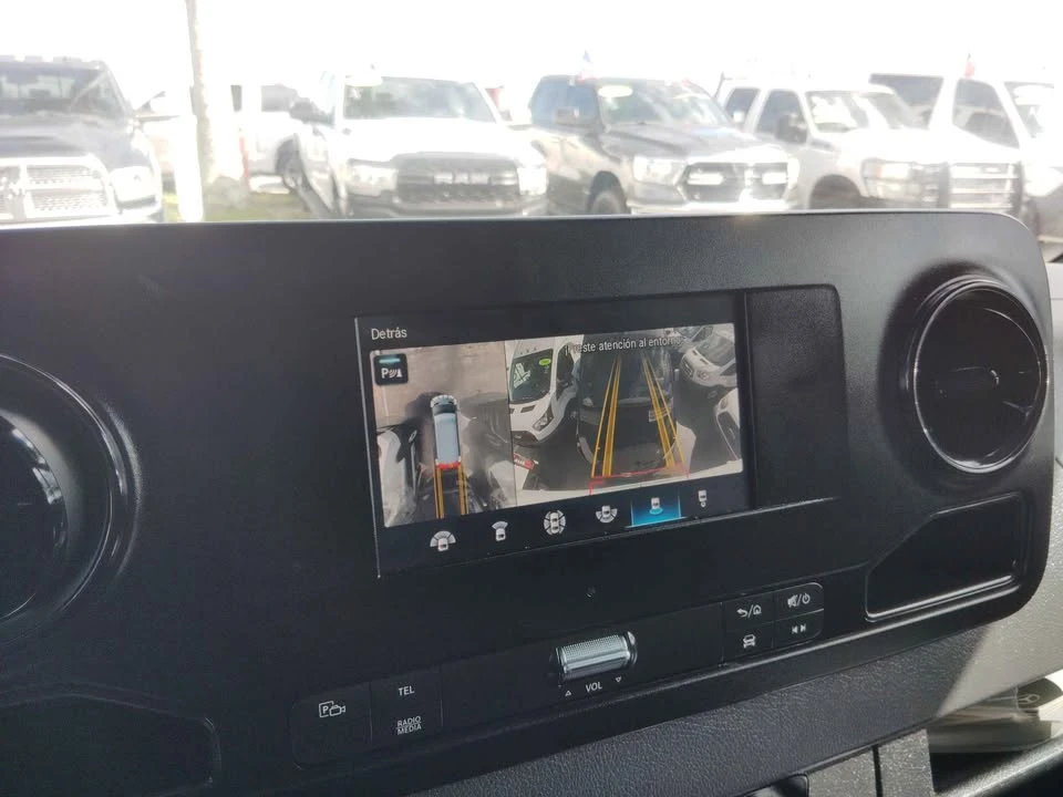 2023 Mercedes-Benz VS30 Sprinter - Image 13 of 15