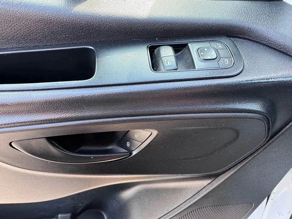 2023 Mercedes-Benz VS30 Sprinter - Image 7 of 20