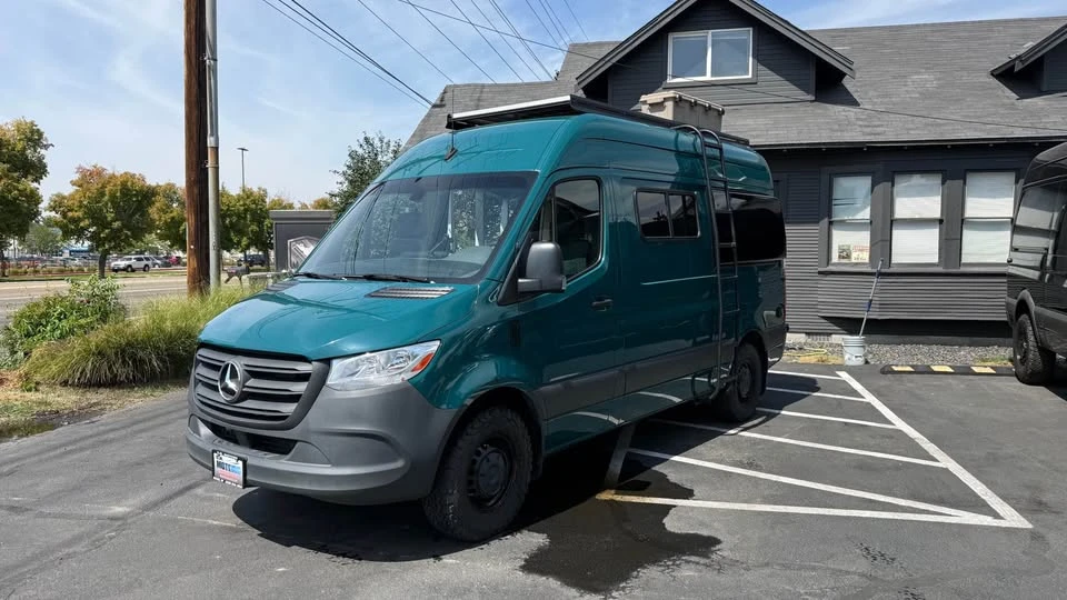 2023 Mercedes-Benz VS30 Sprinter - Image 5 of 16
