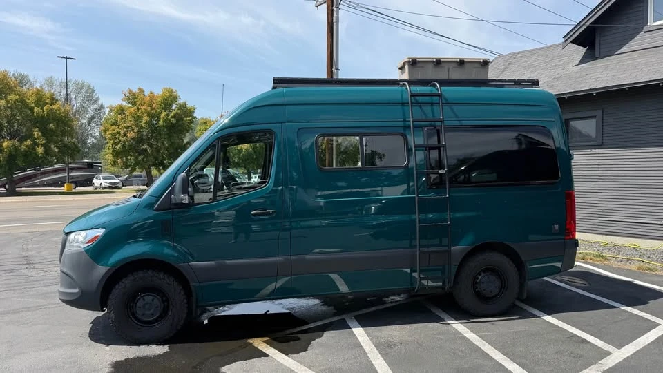 2023 Mercedes-Benz VS30 Sprinter - Image 4 of 16