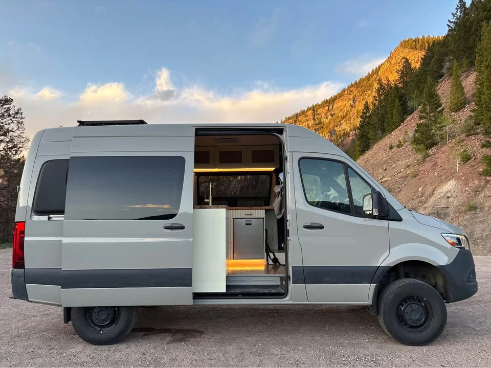 2023 Mercedes-Benz VS30 Sprinter - Image 16 of 20