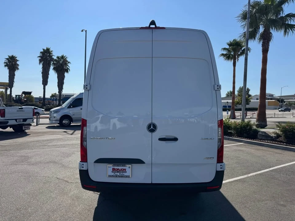 2023 Mercedes-Benz VS30 Sprinter - Image 6 of 17