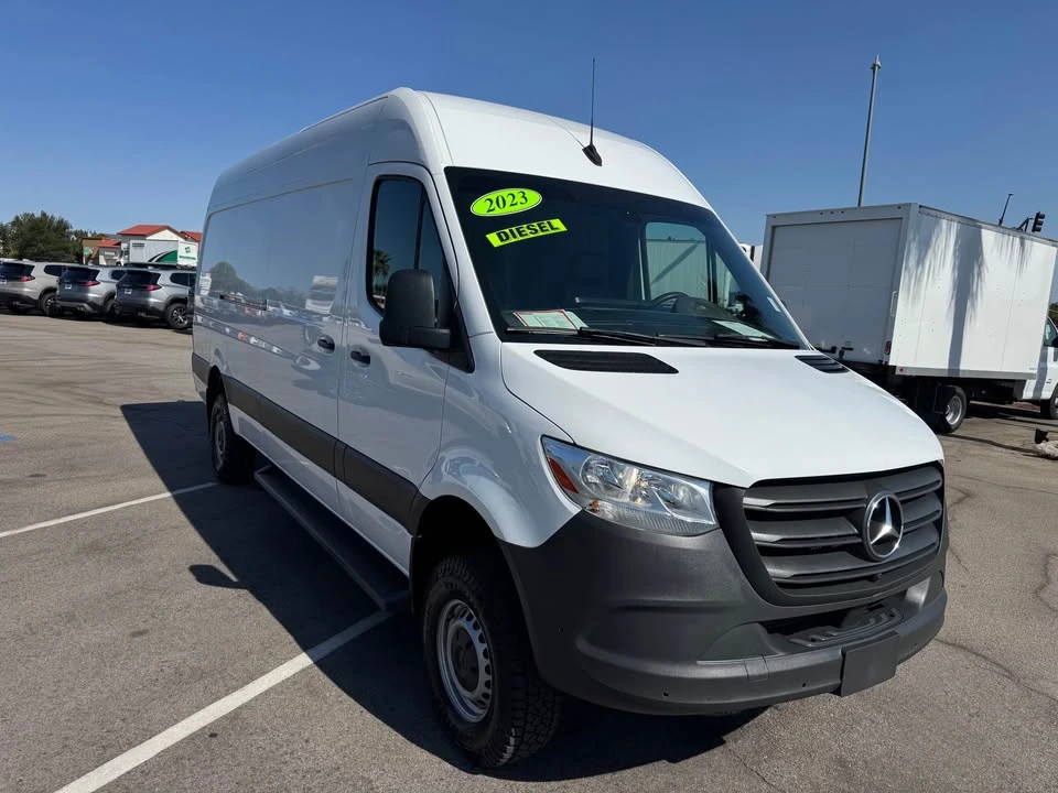 2023 Mercedes-Benz VS30 Sprinter - Image 3 of 17