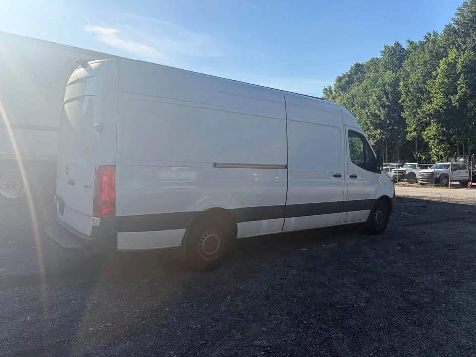 2023 Mercedes-Benz VS30 Sprinter - Image 5 of 9