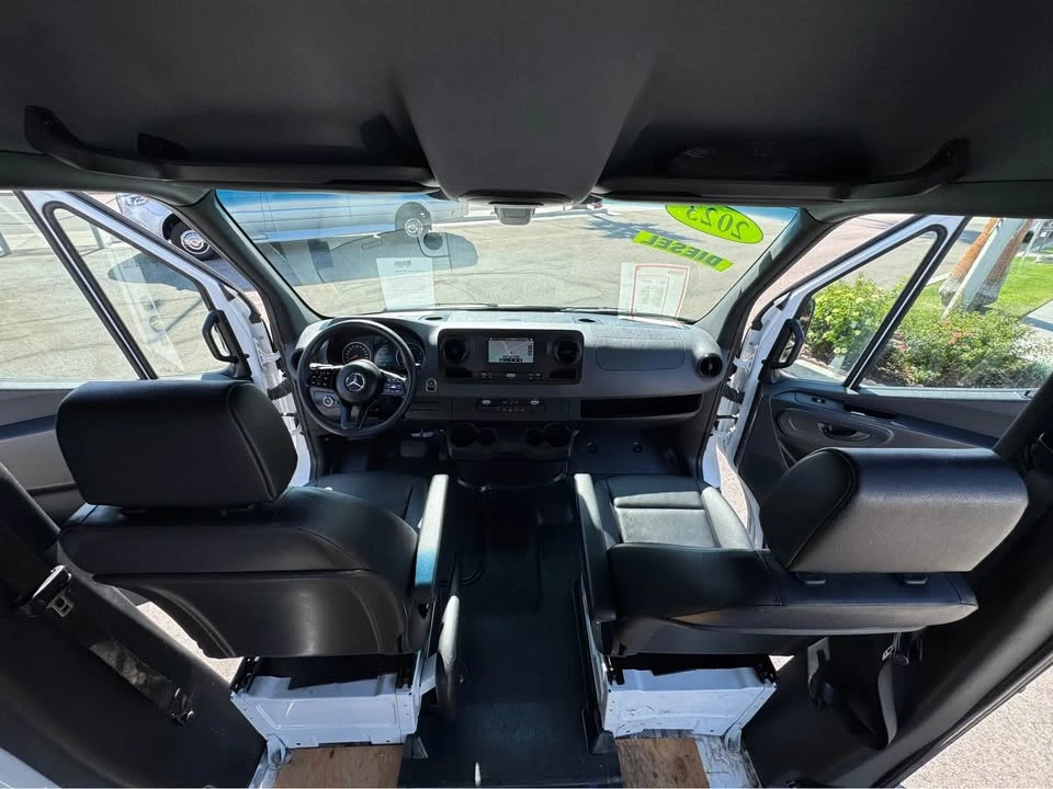 2023 Mercedes-Benz VS30 Sprinter - Image 11 of 17